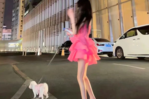 论坛交友美女
